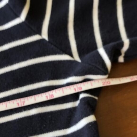 NAUTICA Three-Quarter Sleeve Blue White Stripe Top with Cuffs Me… - Picture 15 of 15